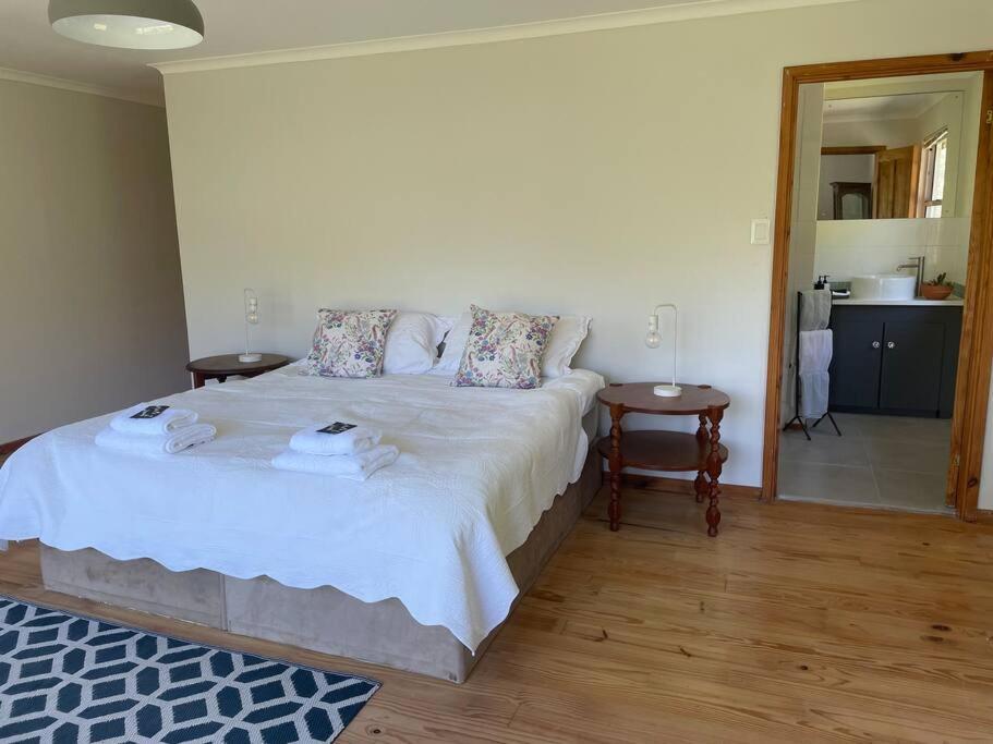 Aristea Garden Unit- Amazing Mountain Views *